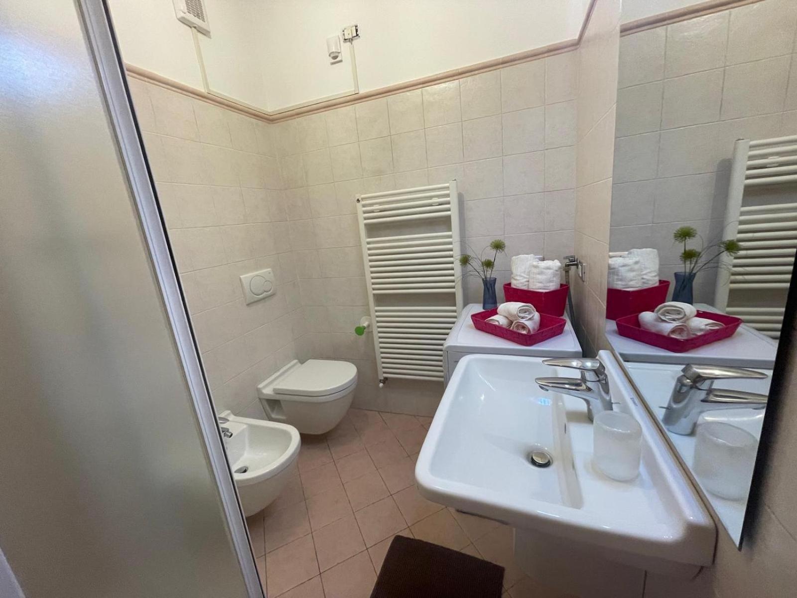 Giorgia'S Home Colico Holiday Rent Exterior photo